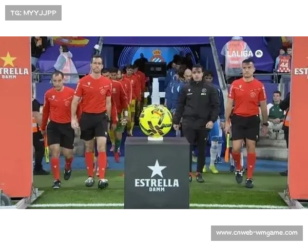 皇马2-0莱万特，阿韦洛亚执教首秀稳健取胜